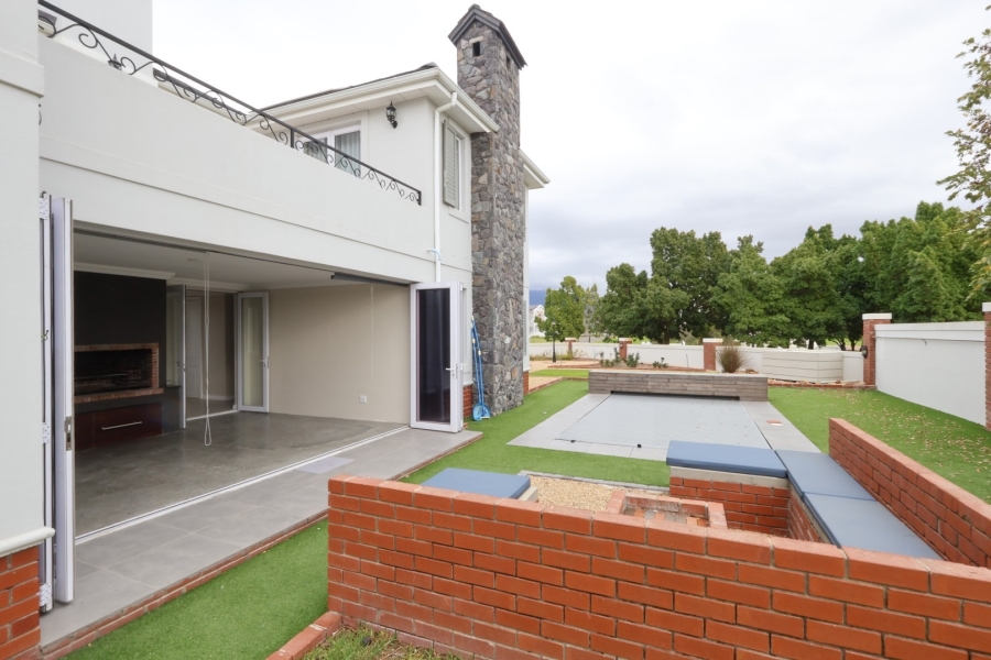 4 Bedroom Property for Sale in Val De Vie Estate Western Cape